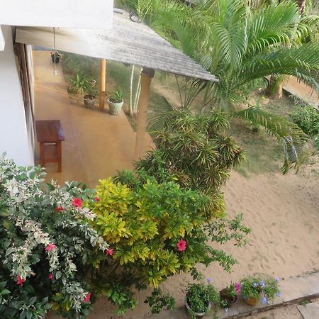 Beach Lagoon Guesthouse Тангалла Экстерьер фото