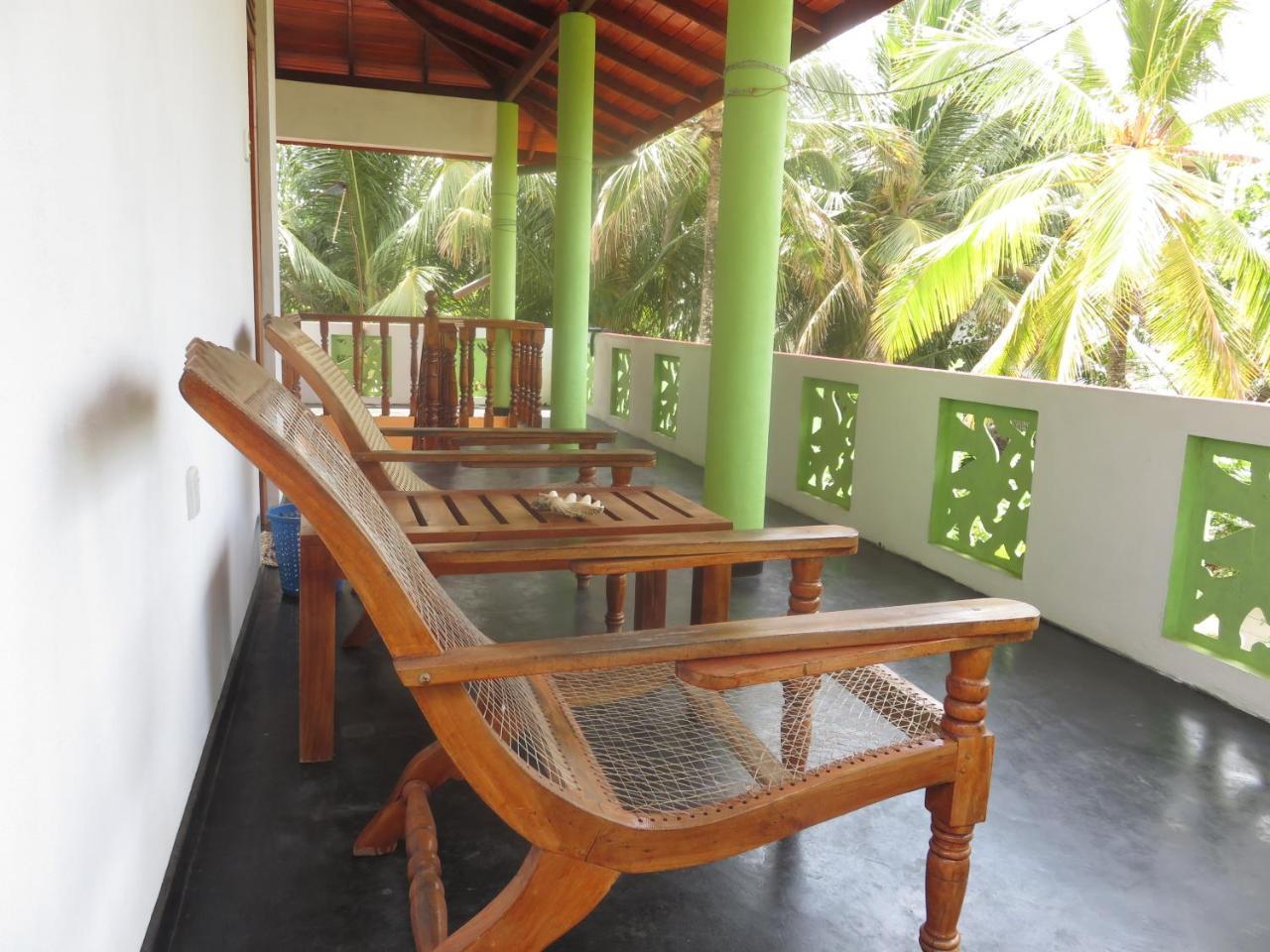 Beach Lagoon Guesthouse Тангалла Экстерьер фото