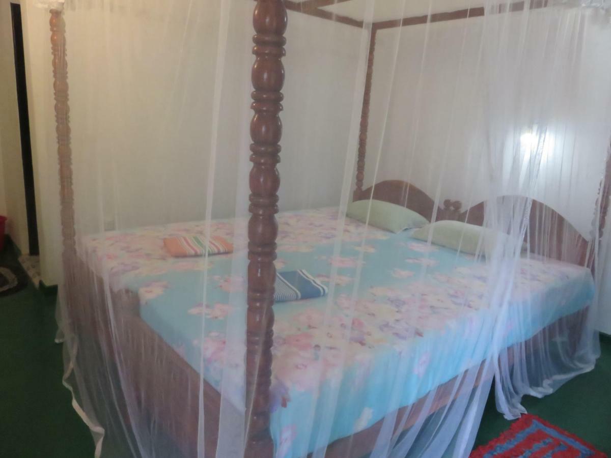 Beach Lagoon Guesthouse Тангалла Экстерьер фото